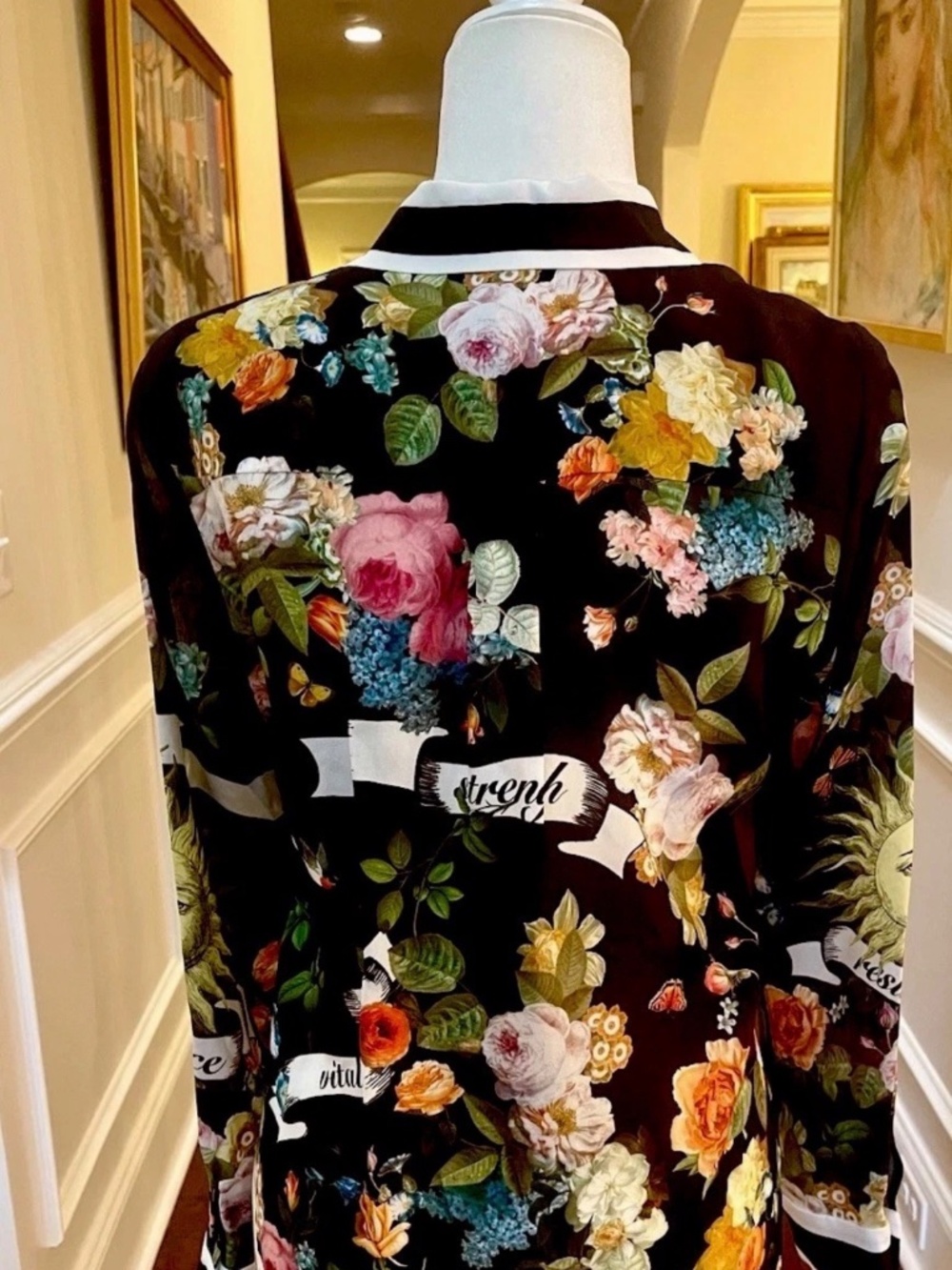 Alice+Olivia Willa Silk Blouse Sz Med In Floral Solar Strength Black NWT - Picture 8 of 14